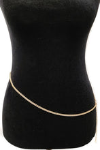 Load image into Gallery viewer, Womens Gold Classy Chain Belt

