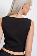 Load image into Gallery viewer, Womens Black Fitted Button Down Vest
