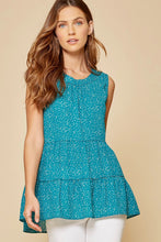 Load image into Gallery viewer, Sleeveless Shirt
