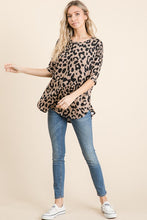 Load image into Gallery viewer, Womens Cheetah Print Tunic
