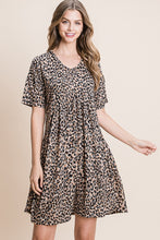 Load image into Gallery viewer, Womens Animal Print Round Neckline Short Sleeve Dress
