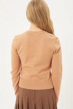 Load image into Gallery viewer, Womens crop pattern sweaters
