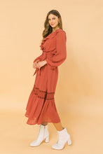Load image into Gallery viewer, Womens Autumn color midi dress
