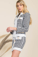 Load image into Gallery viewer, Holiday Gorgeous High Quality Blazer and Skirt Set

