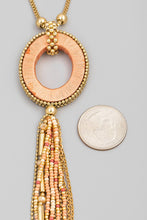 Load image into Gallery viewer, Oval pendant long necklace
