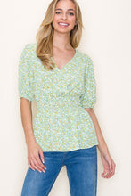 Load image into Gallery viewer, Womens Green Floral Print Top 

