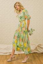 Load image into Gallery viewer, Beryl Tropical Green Short Sleeve Midi Dress
